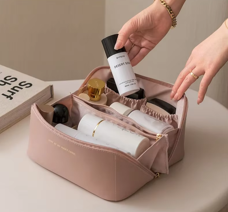 trousse de toilette rose